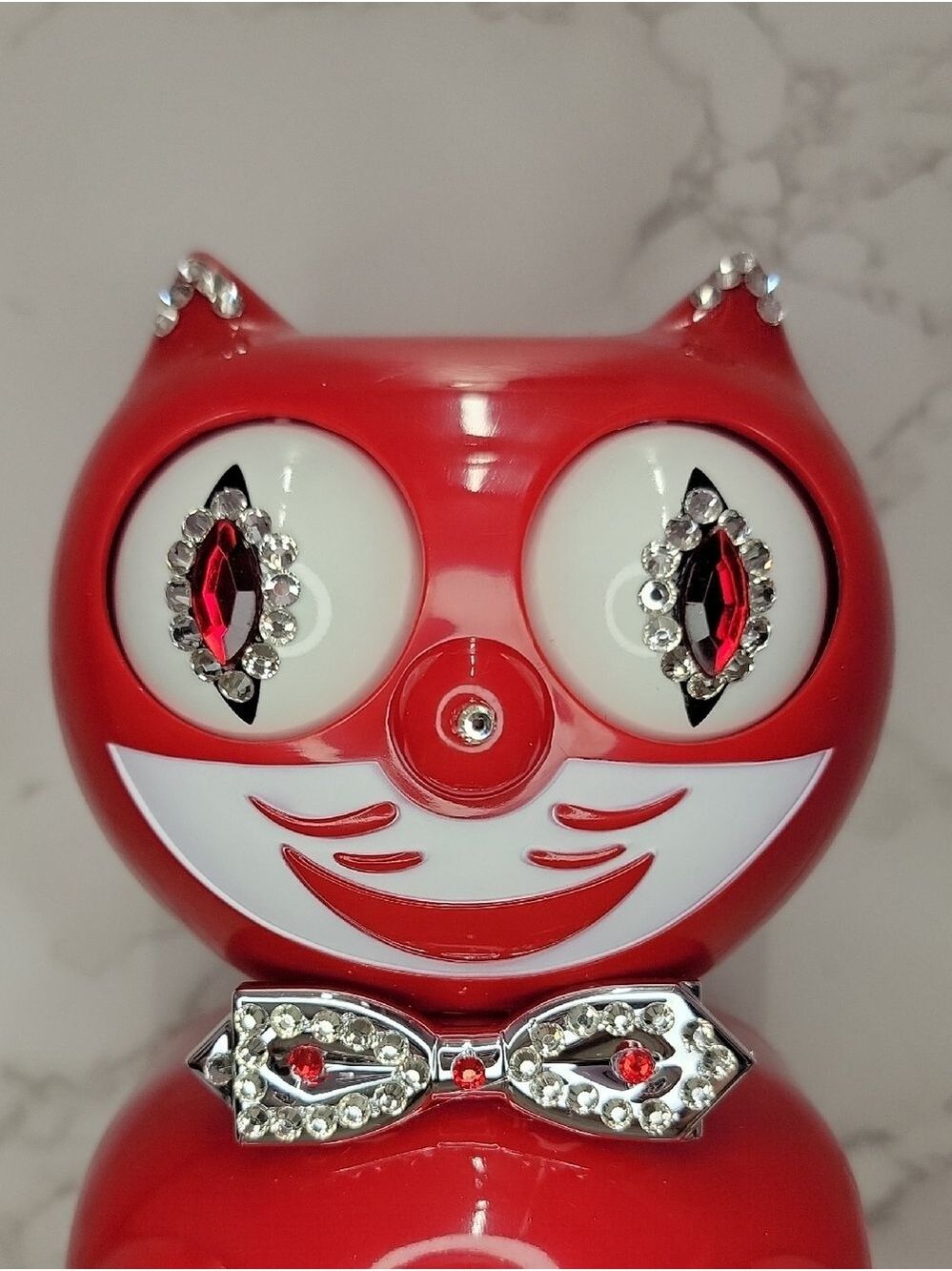 Jeweled Retro Red Kitchen Edition Kit-Cat Klock Clock